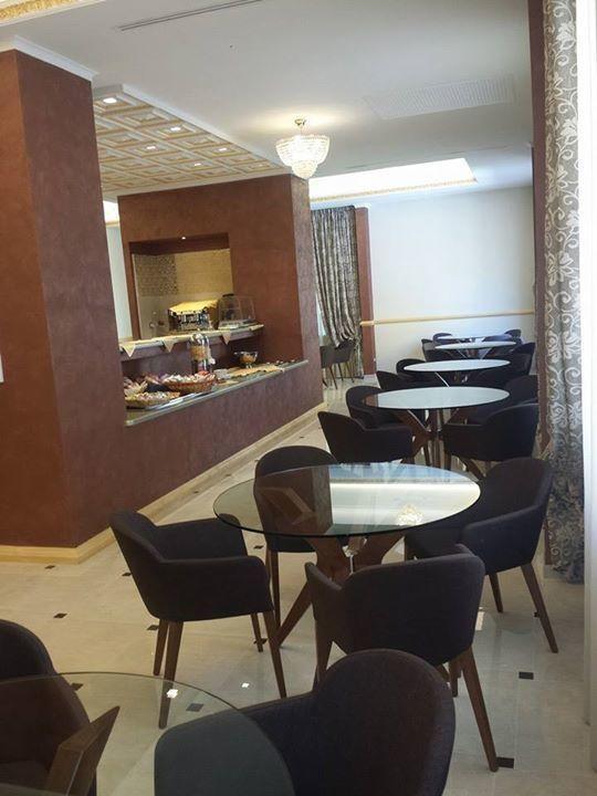 Hotel Jolly Кастровиллари Экстерьер фото